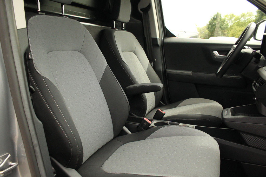 Ford E-Transit Courier Limited | 44kWh | 100kW/136pk | Trekhaak | Camera | Carplay/Android | Lease 501,- p/m 16