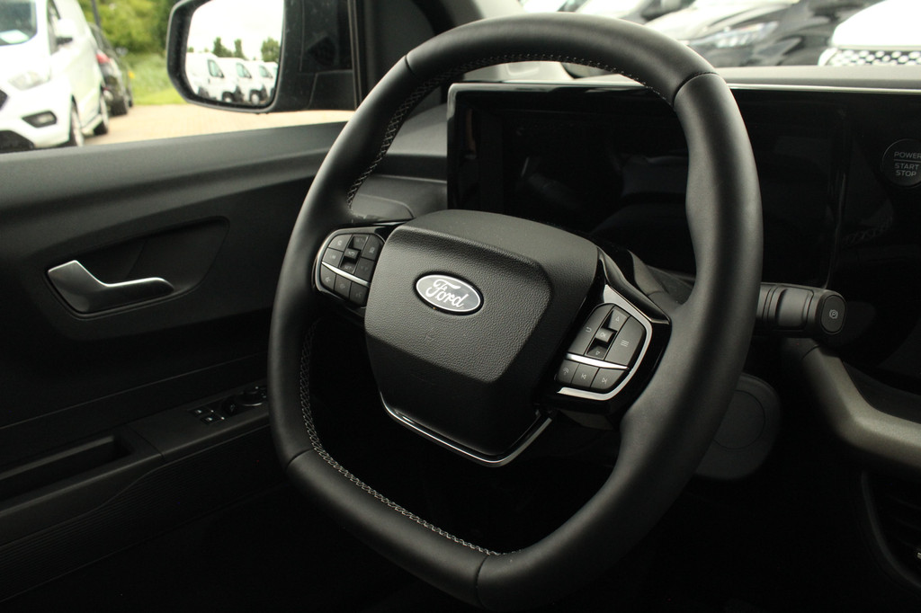 Ford E-Transit Courier Limited | 44kWh | 100kW/136pk | Trekhaak | Camera | Carplay/Android | Lease 501,- p/m 19