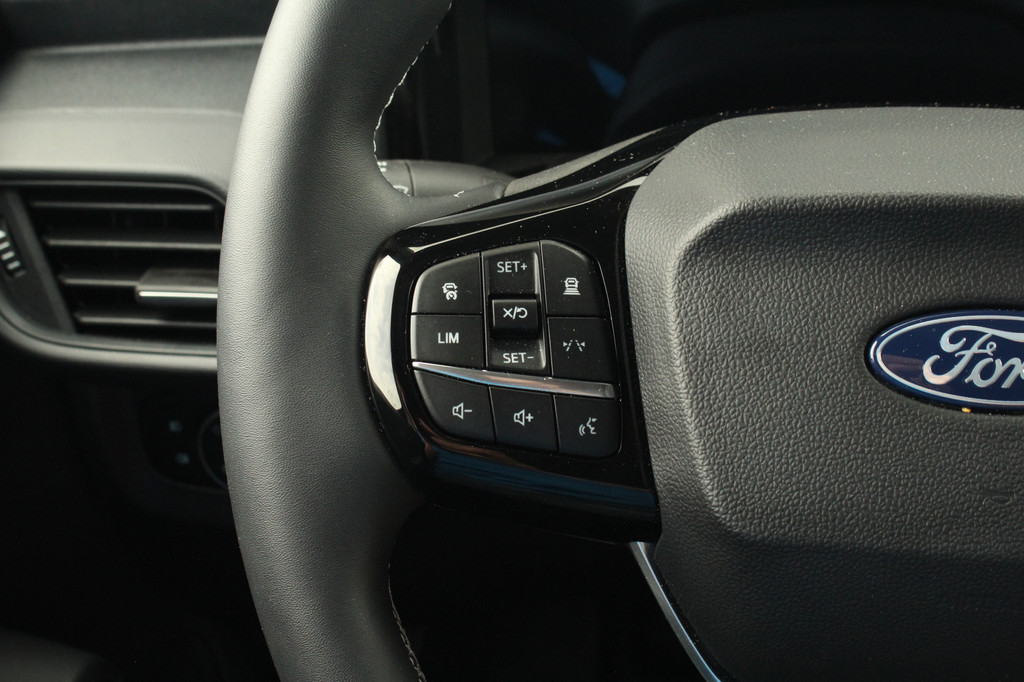 Ford E-Transit Courier Limited | 44kWh | 100kW/136pk | Trekhaak | Camera | Carplay/Android | Lease 501,- p/m 20