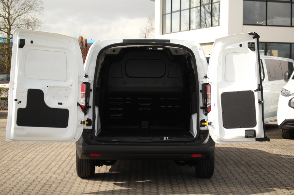 Ford E-Transit Courier Trend | 44kWh | 100kW/136pk | Rijbereik 293km | Winterpack | Camera | Cruise | Sync 4 13 | Carplay/Android | Lease 466,- p/m 8