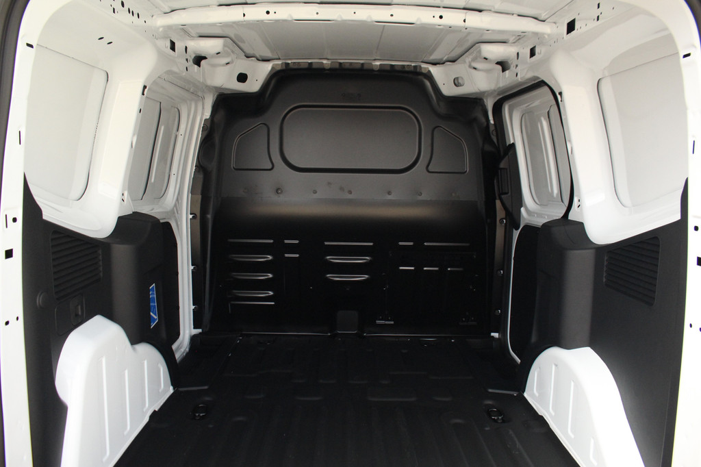 Ford E-Transit Courier Trend | 44kWh | 100kW/136pk | Rijbereik 293km | Winterpack | Camera | Cruise | Sync 4 13 | Carplay/Android | Lease 466,- p/m 9