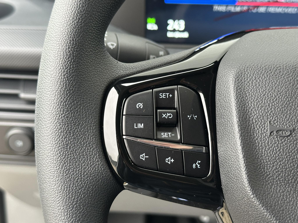 Ford E-Transit Cust. 320 L1H1 Trend 65 kWh Nieuw! Laadruimte pakket|Stoelverw|3zits 13