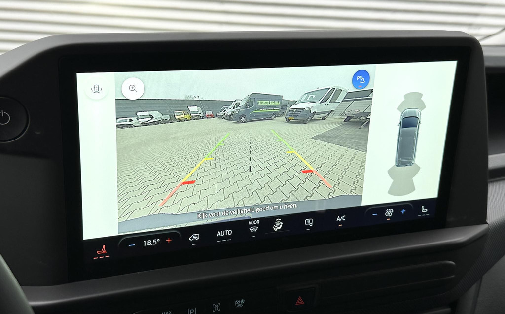 Ford E-Transit Cust. 320 L1H1 Trend 65 kWh Nieuw! Laadruimte pakket|Stoelverw|3zits 17