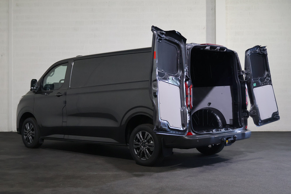 Ford E-Transit Cust. 320 L2 H1 Limited 65 kWh 218pk Trekhaak B&O Audio 11