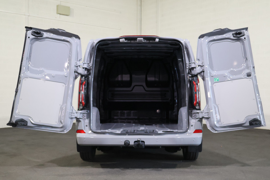 Ford E-Transit Cust. 320 L2 H1 Limited 65 kWh 218pk Trekhaak B&O Audio 11
