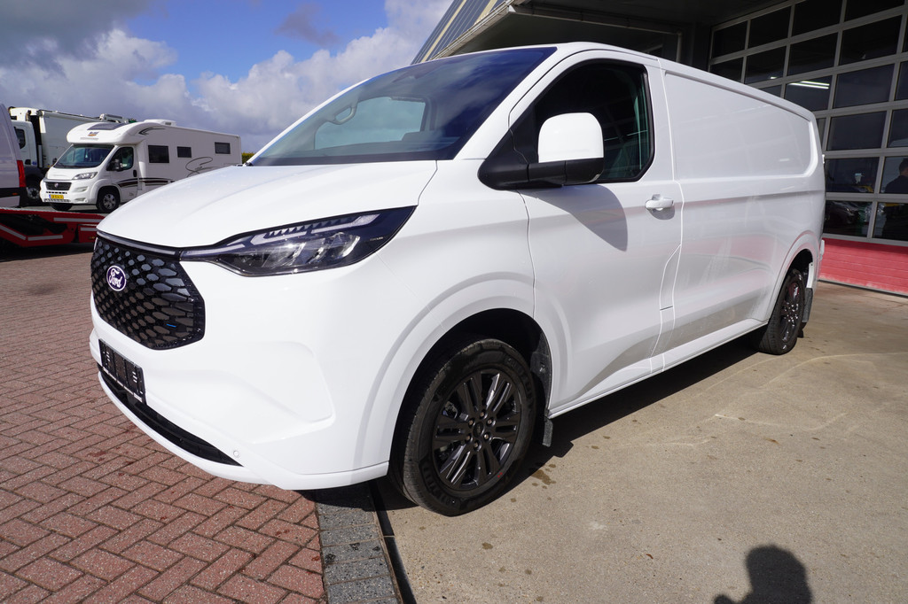 Ford E-Transit Cust. 320L L2H1 Limited 65 kWh 160KW/218PK Automaat met POWERPACK Nr. V019 | Airco | Cruise | Apple CP- Android auto | Trekhaak 9