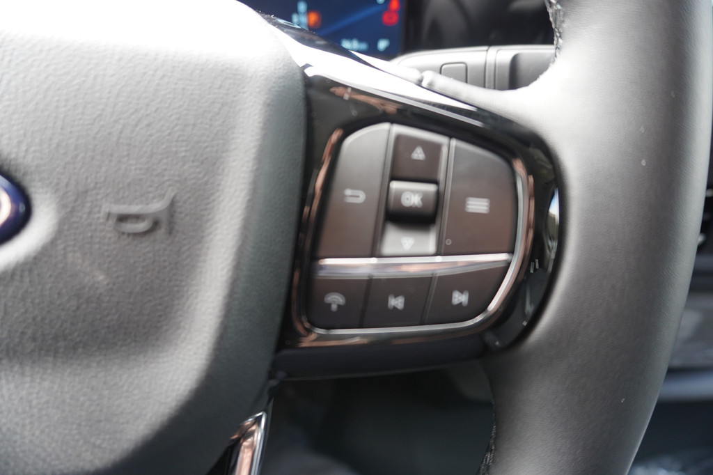Ford E-Transit Cust. 320L L2H1 Limited 65 kWh 160KW/218PK Automaat met POWERPACK Nr. V029 | Airco | Cruise | Apple CP| 20LM velgen | Trekhaak | Spoilers DEMO 18