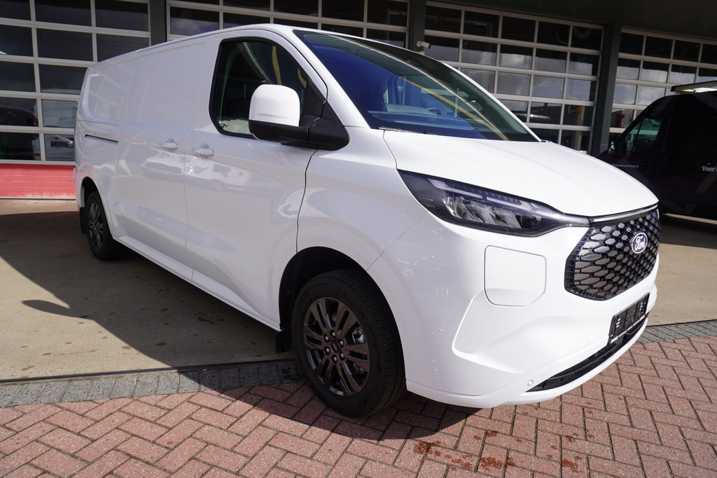 Ford E-Transit Cust. 320L L2H1 Limited 65 kWh 160KW/218PK Automaat met POWERPACK Nr. V044 | Airco | Cruise | Apple CP- Android auto | Trekhaak 2