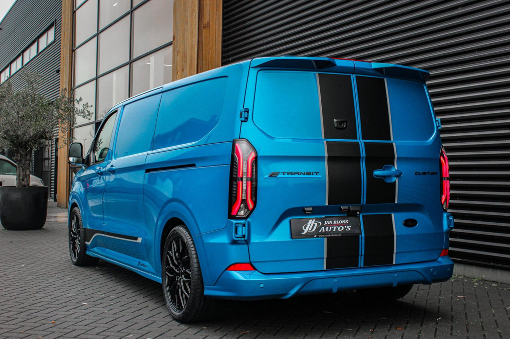 Ford E-Transit Cust. L2H1 Limited 65 kWh 218PK / JB-EDIITON / CAMERA / 328KM RANGE / APPLE CARPLAY / DRIVERS-PACK / FULL OPTIONS 10