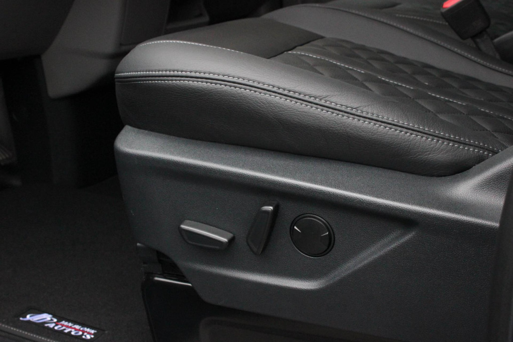 Ford E-Transit Cust. L2H1 Limited 65 kWh 218PK / JB-EDIITON / CAMERA / 328KM RANGE / APPLE CARPLAY / DRIVERS-PACK / FULL OPTIONS 15