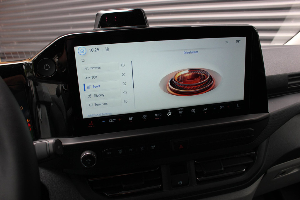 Ford E-Transit Cust. L2H1 Limited 71kWh 218PK 3-ZITS / JB-EDITON / CAMERA / 370KM RANGE / APPLE CARPLAY /DRIVERS- PACK/FULL OPTION 20
