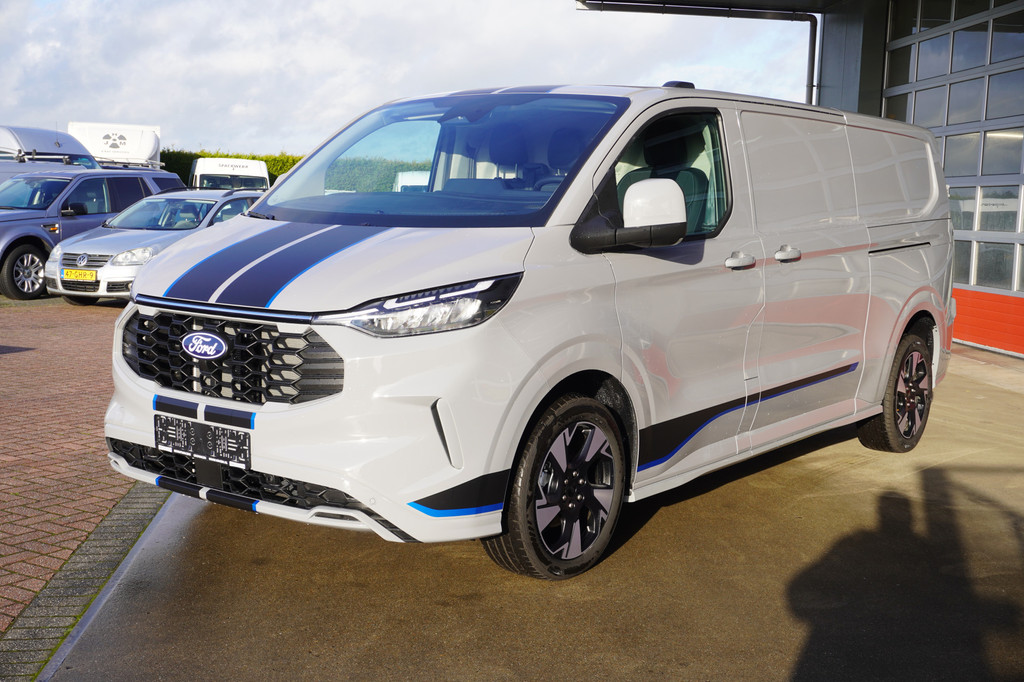Ford E-Transit Cust. L2H1 Sport 218PK Automaat Schuifdeur links en rechts Airco | adap.cruise | Navi | 360 camera | 19Lm velgen 10