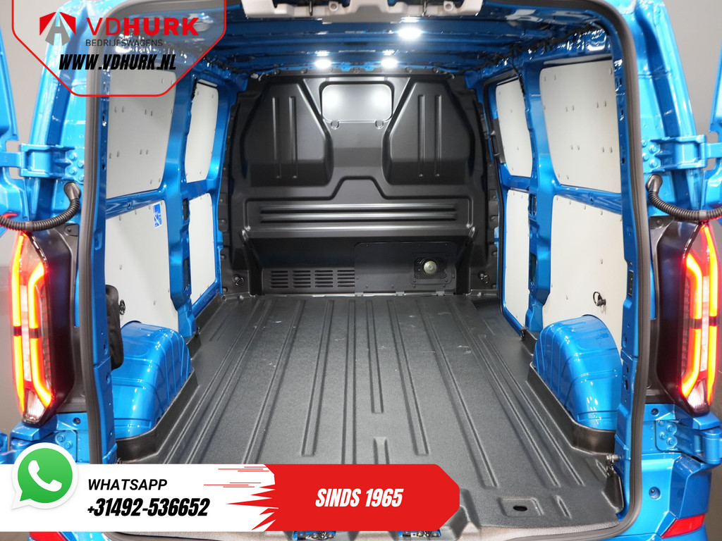 Ford E-Transit Custom 218 pk 330 km WLTP L2 Limited B&O/ Adapt.Cruise/ Elek.Trekhaak/ Standkachel/ Stoelverw./ Stuurverw./ Carplay/ Navi/ 360.Camera/ Climate 15
