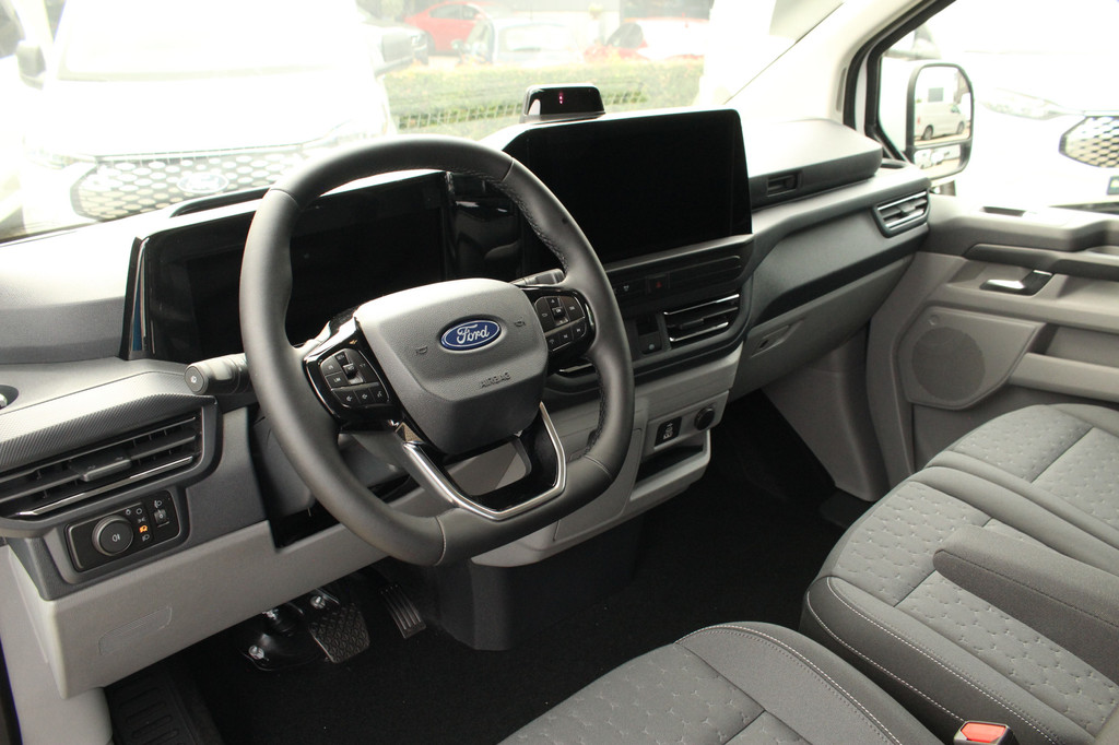 Ford E-Transit Custom 320 L1H1 Kombi | 9 persoons | Limited | 71kWh | 100kW/136pk | Trekgewicht 2300kg | Camera | Carplay/Android | Cruise | Lease 771,- p/m 17