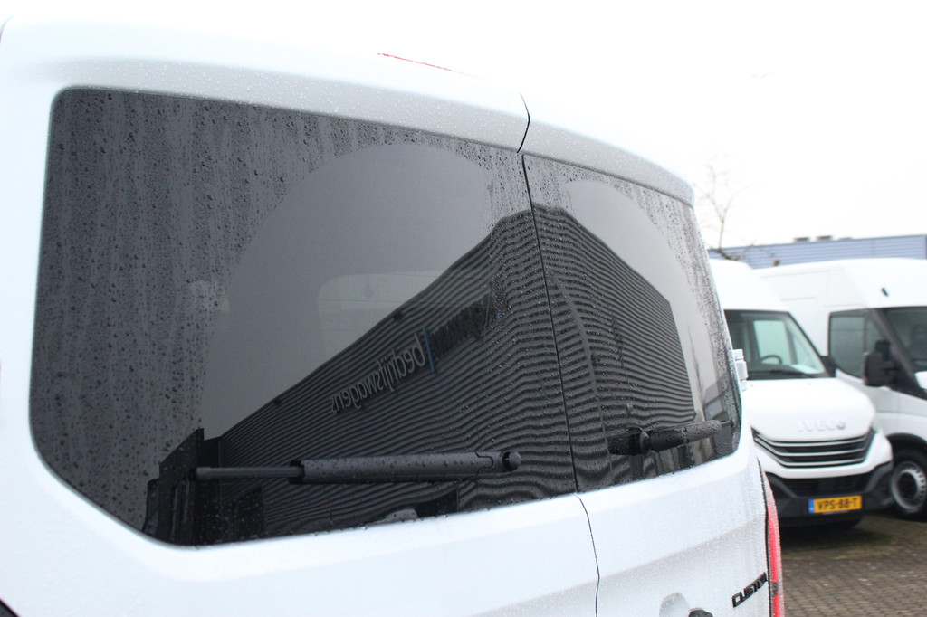 Ford E-Transit Custom 320 L1H1 Kombi | 9 persoons | Trend | 65kWh | 160kW/218pk | Trekgewicht 2300kg | Camera | Carplay/Android | Cruise | Lease 806,- p/m 15