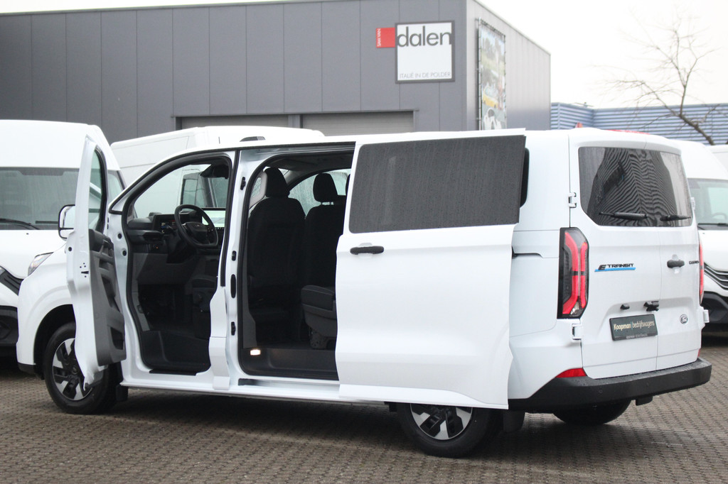 Ford E-Transit Custom 320 L1H1 Kombi | 9 persoons | Trend | 65kWh | 160kW/218pk | Trekgewicht 2300kg | Camera | Carplay/Android | Cruise | Lease 806,- p/m 17