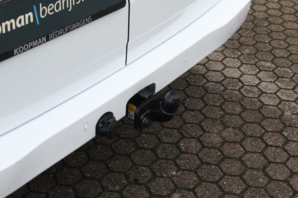 Ford E-Transit Custom 320 L1H1 Limited | 65kWh | 160kW/218pk | Pro Power | Camera | Carplay/Android | Cruise | Lease 681,- p/m 12