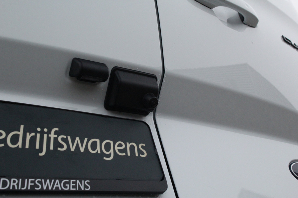 Ford E-Transit Custom 320 L1H1 Limited | 65kWh | 160kW/218pk | Pro Power | Camera | Carplay/Android | Cruise | Lease 681,- p/m 13