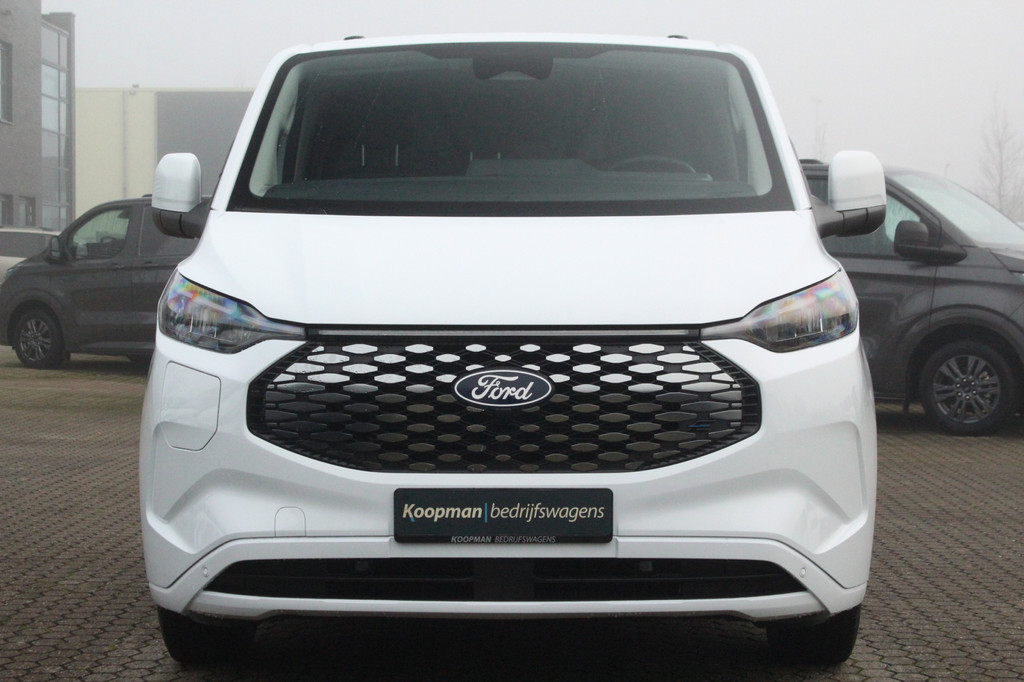 Ford E-Transit Custom 320 L1H1 Limited | 65kWh | 160kW/218pk | Pro Power | Camera | Carplay/Android | Cruise | Lease 681,- p/m 3