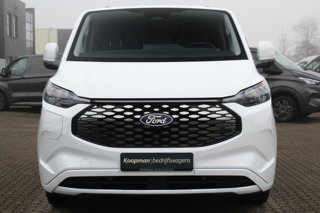 Ford E-Transit Custom 320 L1H1 Limited | 65kWh | 160kW/218pk | Pro Power | Camera | Carplay/Android | Cruise | Lease 681,- p/m 3