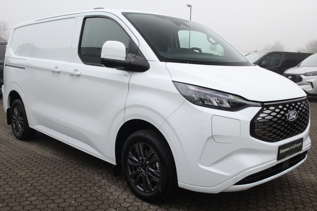 Ford E-Transit Custom 320 L1H1 Limited | 65kWh | 160kW/218pk | Pro Power | Camera | Carplay/Android | Cruise | Lease 681,- p/m 4