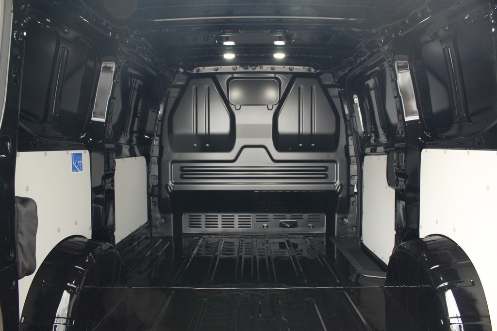 Ford E-Transit Custom 320 L1H1 Limited | 71kWh | 160kW/218pk | Trekgewicht 2300kg | Camera | Carplay/Android | Cruise | Lease 717,- p/m 10