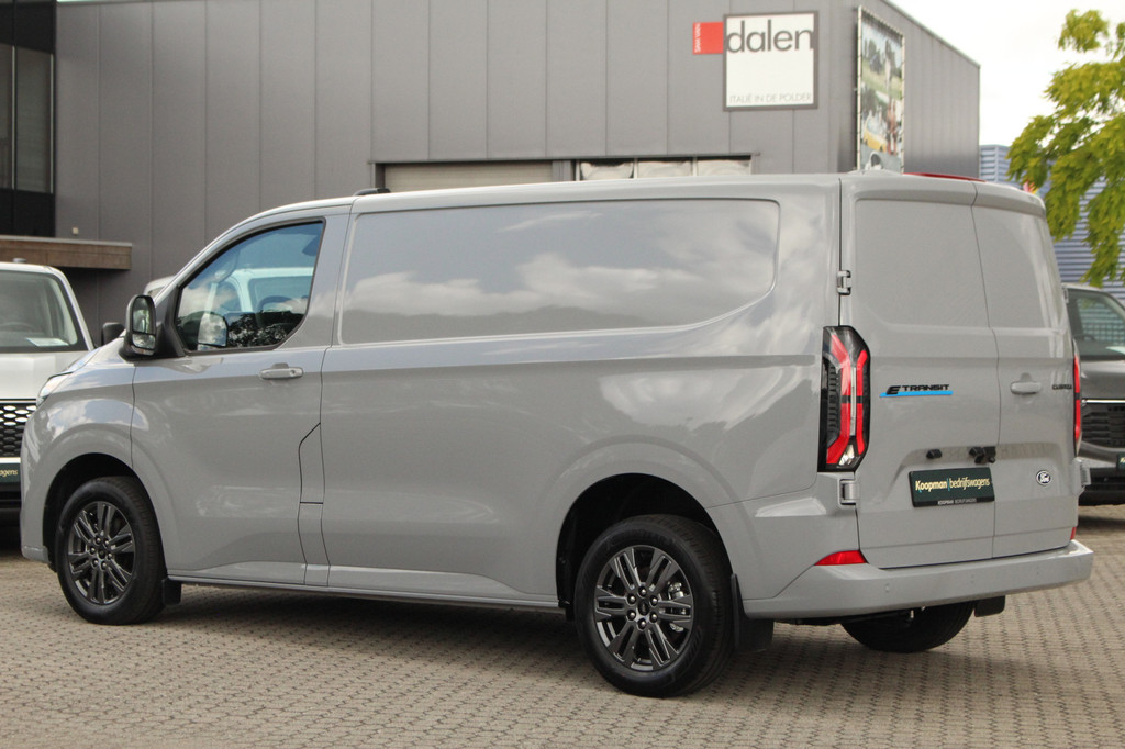 Ford E-Transit Custom 320 L1H1 Limited | 71kWh | 160kW/218pk | Trekgewicht 2300kg | Camera | Carplay/Android | Cruise | Lease 717,- p/m 12