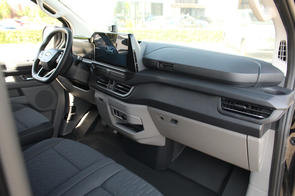 Ford E-Transit Custom 320 L1H1 Limited | 71kWh | 160kW/218pk | Trekgewicht 2300kg | Camera | Carplay/Android | Cruise | Lease 717,- p/m 16