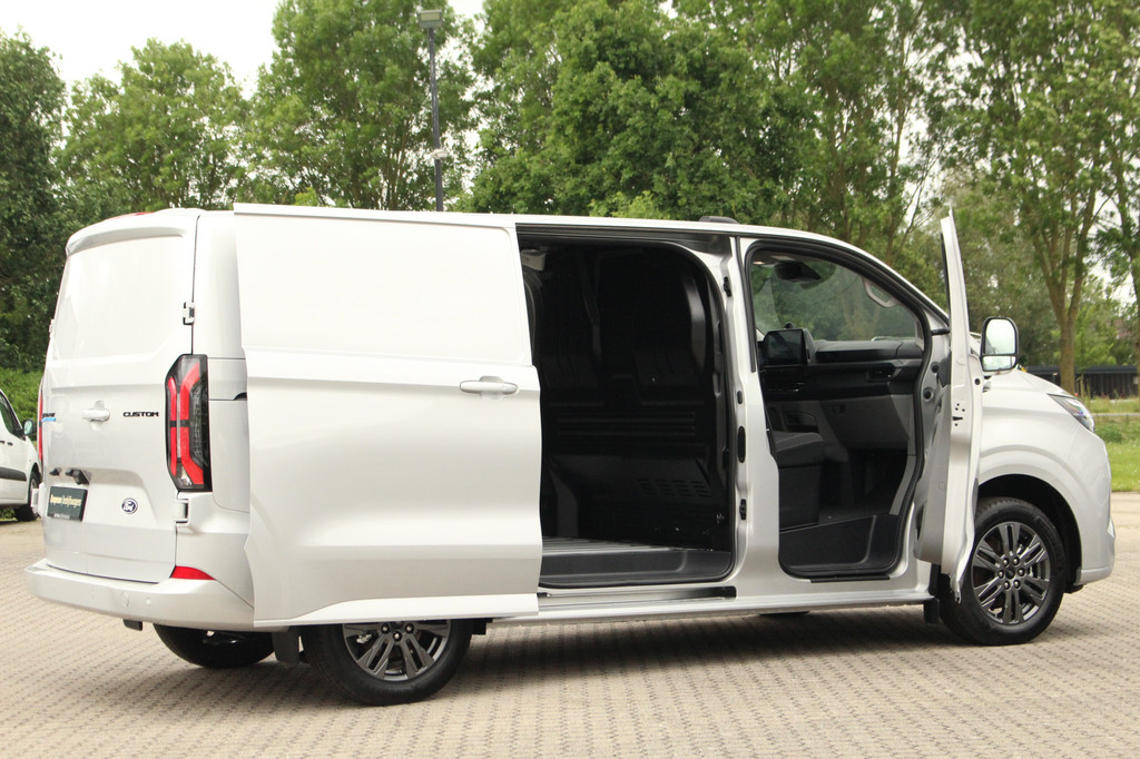 Ford E-Transit Custom 320 L1H1 Limited | 71kWh | 160kW/218pk | Trekgewicht 2300kg | Camera | Carplay/Android | Cruise | Lease 717,- p/m 7