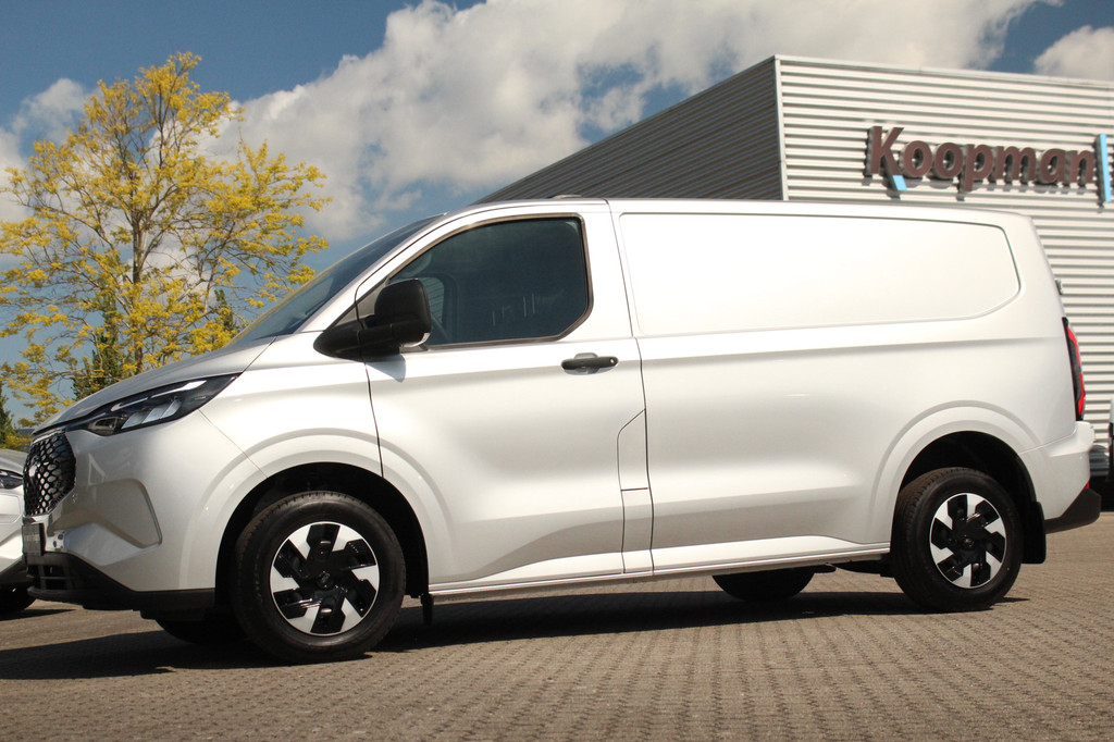 Ford E-Transit Custom 320 L1H1 Trend | 71 kWh | 160kW/218pk | Stoelverwarming | Camera | Carplay/Android | Cruise | Lease 681,- p/m 12