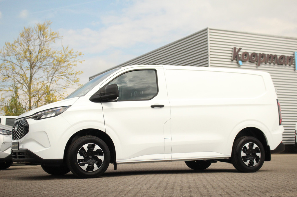 Ford E-Transit Custom 320 L1H1 Trend | 71 kWh | 160kW/218pk | Stoelverwarming | Camera | Carplay/Android | Cruise | Lease 681,- p/m 14