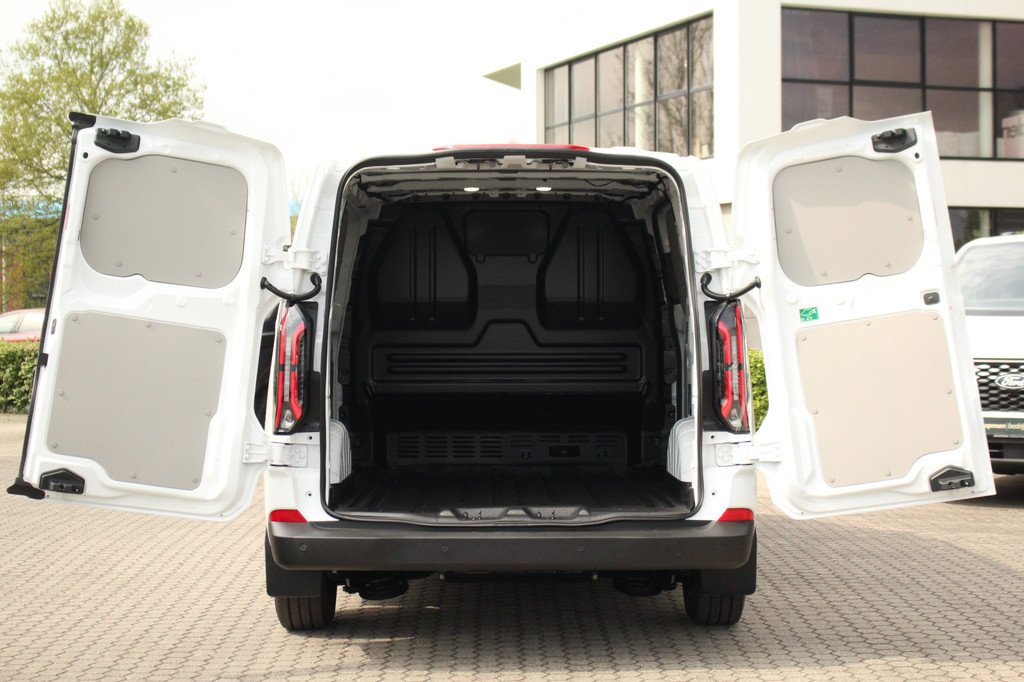 Ford E-Transit Custom 320 L1H1 Trend | 71 kWh | 160kW/218pk | Stoelverwarming | Camera | Carplay/Android | Cruise | Lease 681,- p/m 8