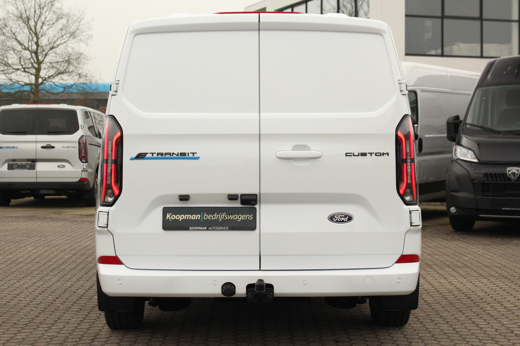 Ford E-Transit Custom 320 L2H1 Limited | 65kWh | 160kW/218pk | Trekhaak 2300kg | Pro-Power | Camera | Carplay/Android | Cruise | Lease 717,- p/m 8