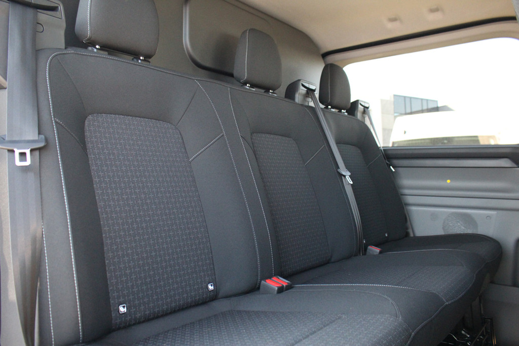 Ford E-Transit Custom 320 L2H1 Limited 71 kWh 218pk DC Automaat | L+R Zijdeur | Keyless | Carplay/Android | Stoel + stuurverw | Lease 717,- p/m 17