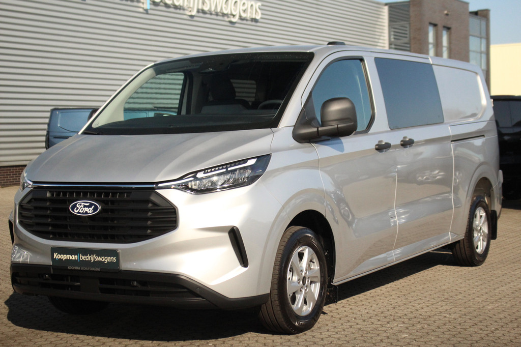 Ford E-Transit Custom 320 L2H1 Limited 71 kWh 218pk DC Automaat | L+R Zijdeur | Keyless | Carplay/Android | Stoel + stuurverw | Lease 717,- p/m 2