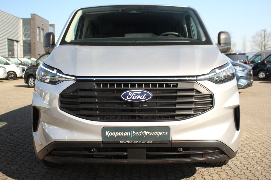 Ford E-Transit Custom 320 L2H1 Limited 71 kWh 218pk DC Automaat | L+R Zijdeur | Keyless | Carplay/Android | Stoel + stuurverw | Lease 717,- p/m 3