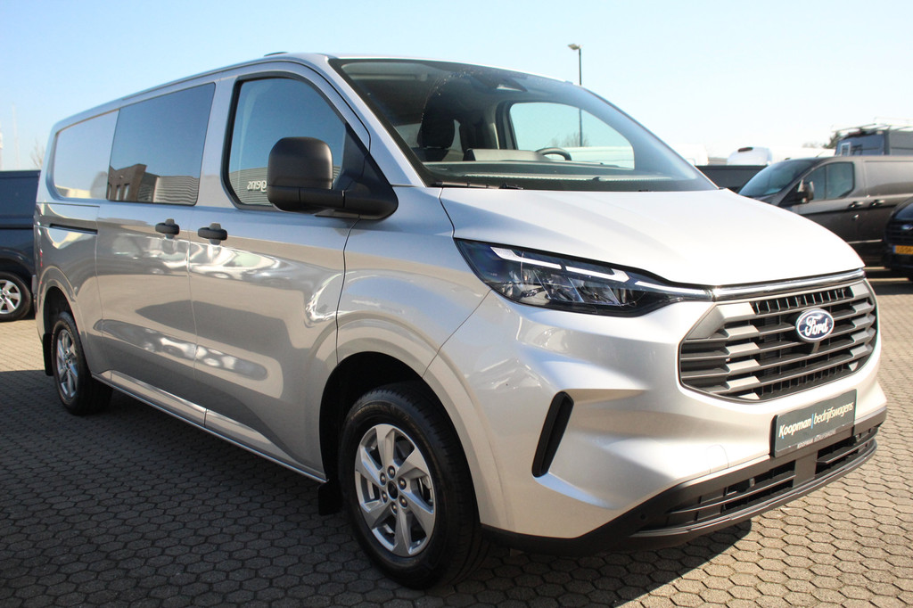 Ford E-Transit Custom 320 L2H1 Limited 71 kWh 218pk DC Automaat | L+R Zijdeur | Keyless | Carplay/Android | Stoel + stuurverw | Lease 717,- p/m 4