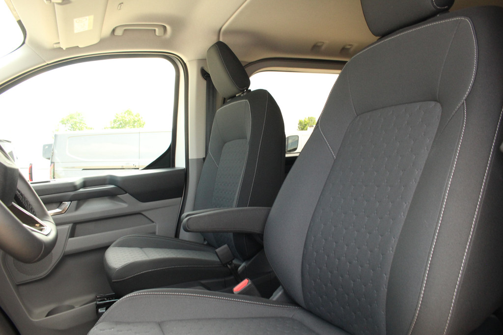Ford E-Transit Custom 320 L2H1 Limited DC | 71 kWh | 160kW/218pk | Trekgewicht 2300kg | Camera | Carplay/Android | Cruise | Lease 788,- p/m 15