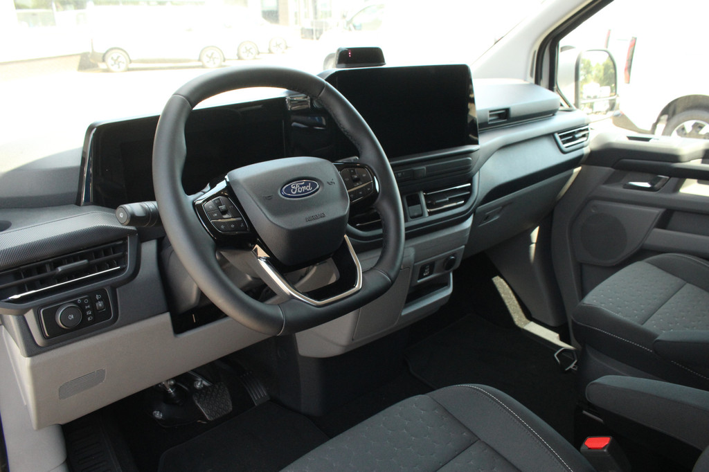 Ford E-Transit Custom 320 L2H1 Limited DC | 71 kWh | 160kW/218pk | Trekgewicht 2300kg | Camera | Carplay/Android | Cruise | Lease 788,- p/m 15