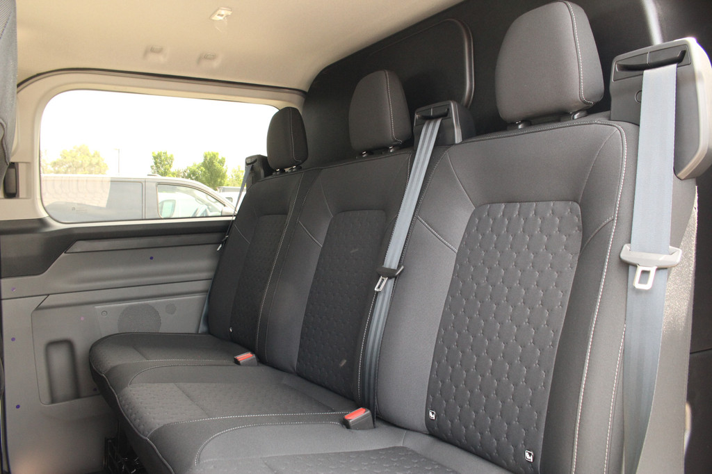 Ford E-Transit Custom 320 L2H1 Limited DC | 71 kWh | 160kW/218pk | Trekgewicht 2300kg | Camera | Carplay/Android | Cruise | Lease 788,- p/m 16
