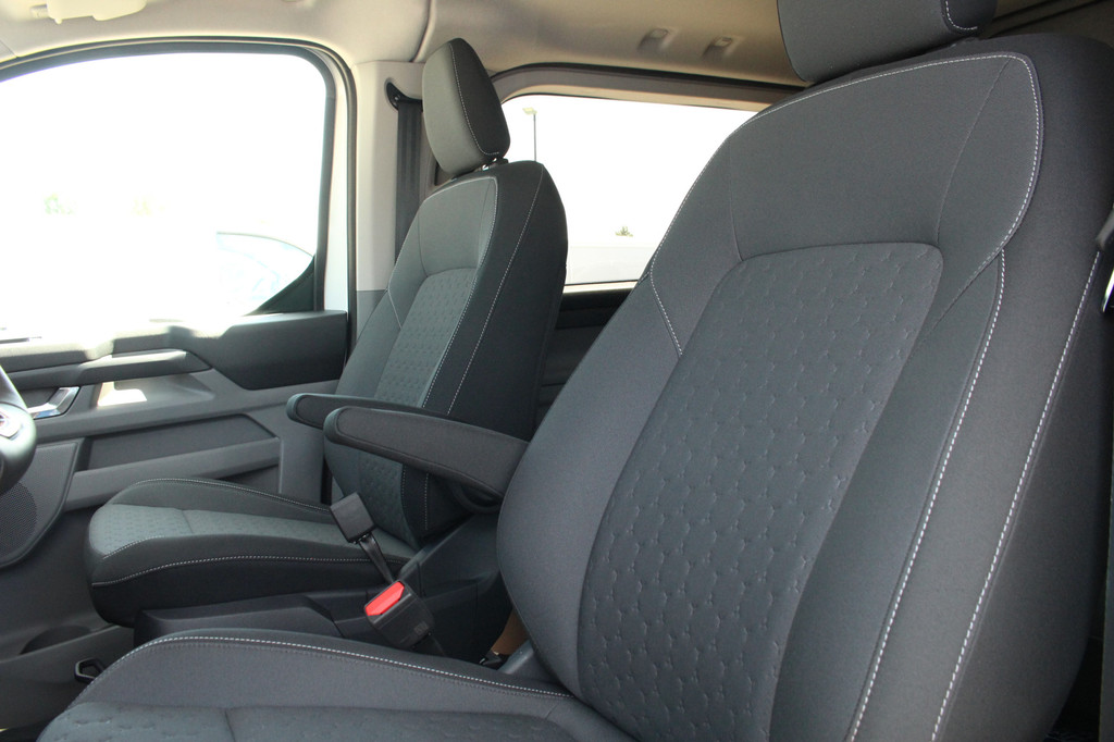 Ford E-Transit Custom 320 L2H1 Limited DC | 71 kWh | 160kW/218pk | Trekgewicht 2300kg | Camera | Carplay/Android | Cruise | Lease 788,- p/m 16
