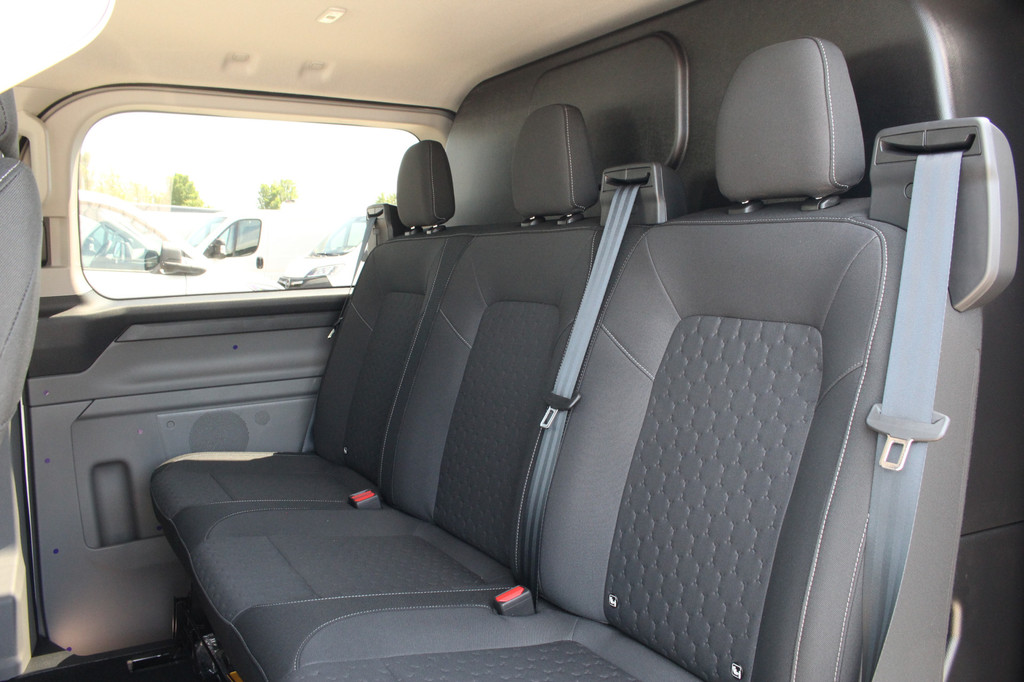 Ford E-Transit Custom 320 L2H1 Limited DC | 71 kWh | 160kW/218pk | Trekgewicht 2300kg | Camera | Carplay/Android | Cruise | Lease 788,- p/m 17