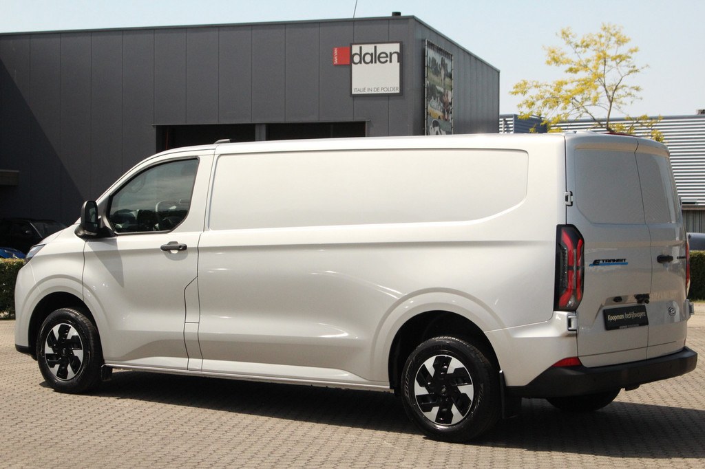 Ford E-Transit Custom 320 L2H1 Trend | 71 kWh | 160kW/218pk | Stoelverwarming | Camera | Carplay/Android | Cruise | Lease 681,- p/m 11