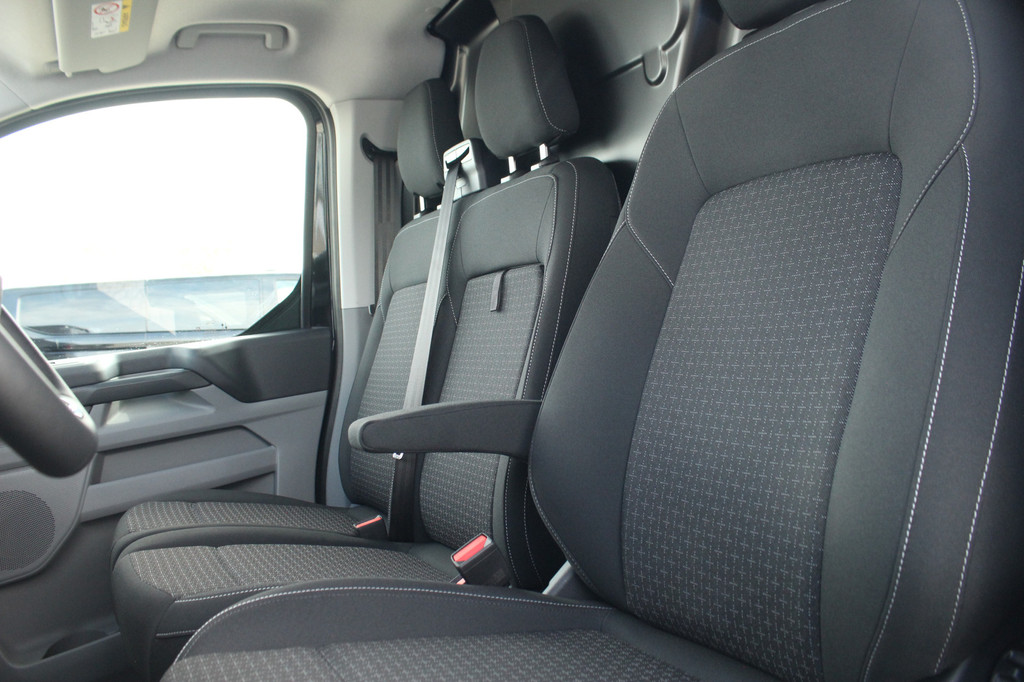 Ford E-Transit Custom 320 L2H1 Trend | 71 kWh | 160kW/218pk | Stoelverwarming | Camera | Carplay/Android | Cruise | Lease 681,- p/m 14
