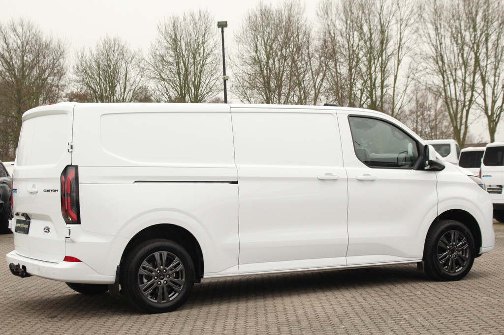 Ford E-Transit Custom 340 L2H1 Limited | 65kWh | 160kW/218pk | Trekhaak 2300kg | Pro-Power | Camera | Carplay/Android | Cruise | Lease 717,- p/m 6