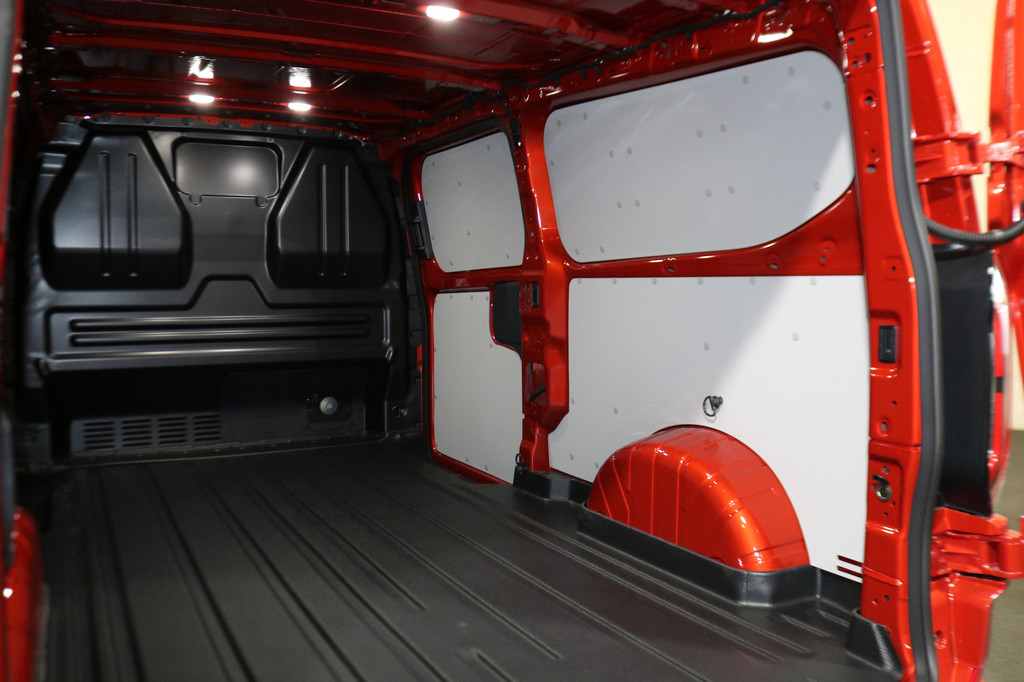 Ford E-Transit Custom 340 L2 H1 Limited 65 kWh 218pk 2x schuifdeur Led 360 Camera B&O 13