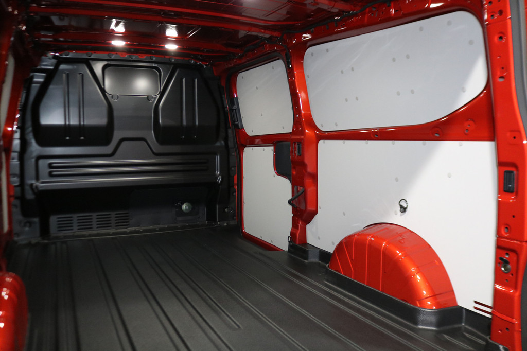 Ford E-Transit Custom 340 L2 H1 Limited 65 kWh 218pk Led 360 Camera B&O 10