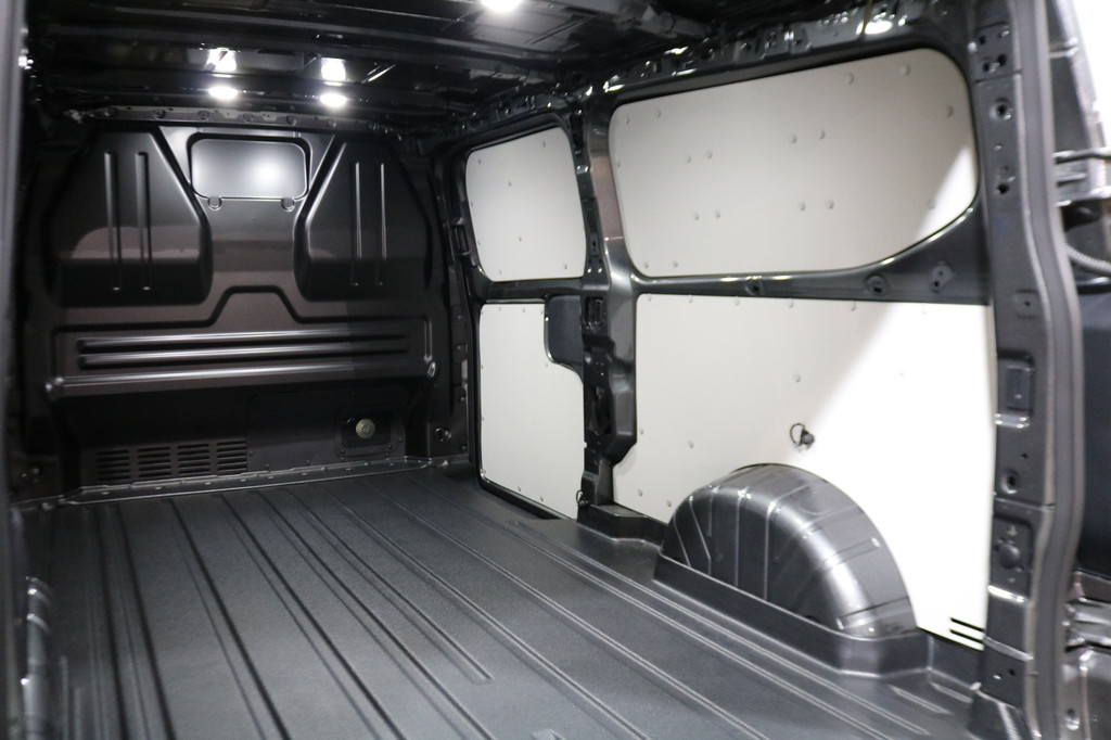 Ford E-Transit Custom 340 L2 H1 Limited 65 kWh 218pk Led 360 Camera B&O 12