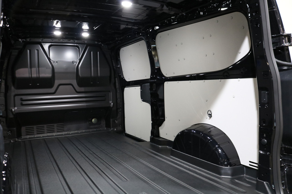 Ford E-Transit Custom 340 L2 H1 Limited 65 kWh 218pk Led 360 Camera B&O 13