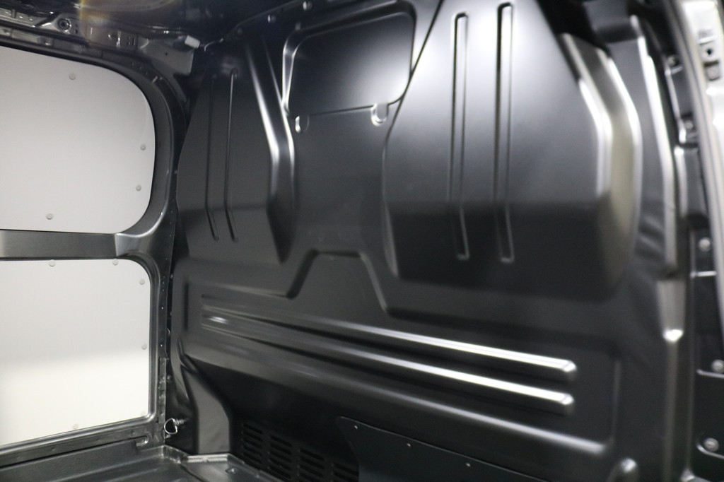 Ford E-Transit Custom 340 L2 H1 Limited 65 kWh 218pk Led 360 Camera B&O 16